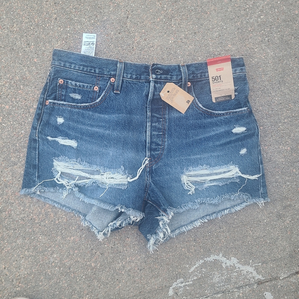 Levi Shorts